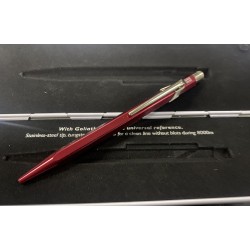 Boligrafo Caran D'ache. 849 pop line rojo metalizado  -ultima unidad en venta.