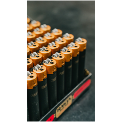 1 caja encendedores  Mecheros Rasta Soft  Black /gold.