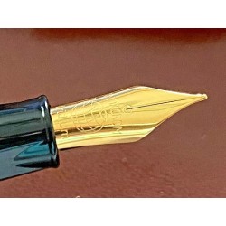 Pluma Estilografica Inoxcrom Paris star Roja GT. + regalo tarjetero INX.