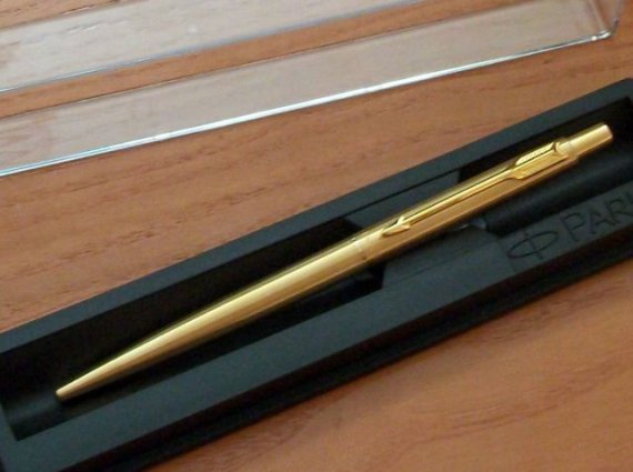 Boligrafo Parker Classic Gold Gt. Envio gratis a Peninsula( España).